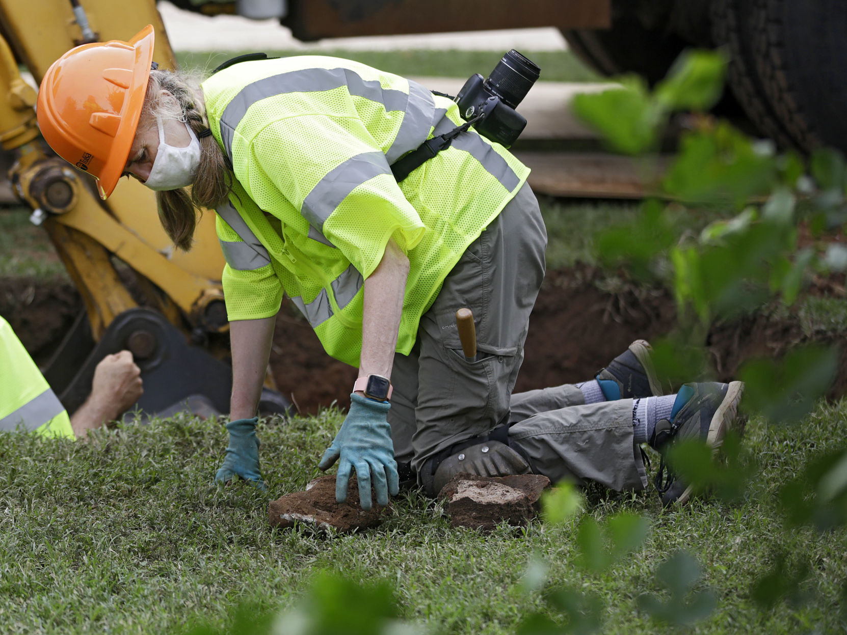 Mass graves search